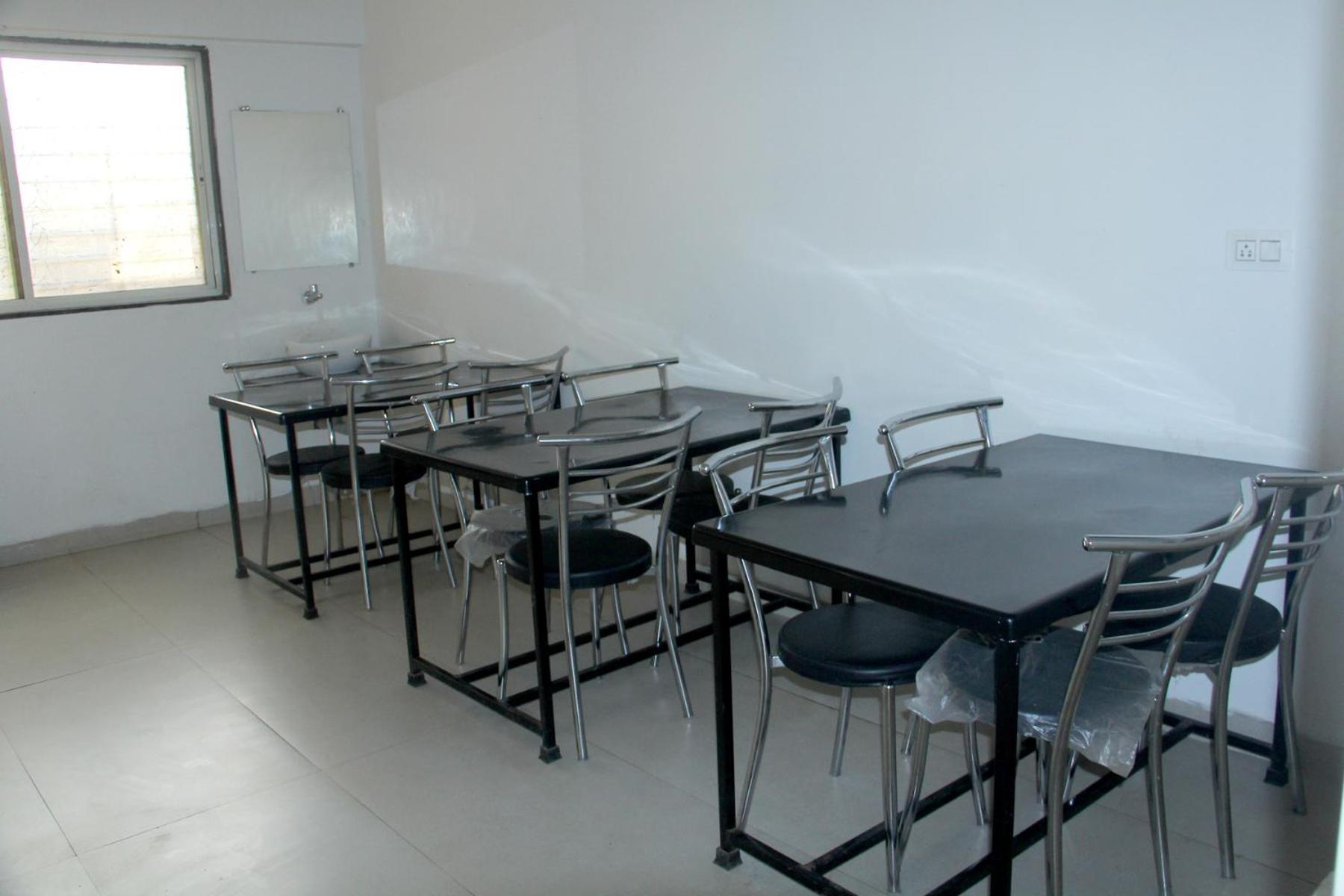 Hotel Ambai Executive Tuljapur Exterior photo