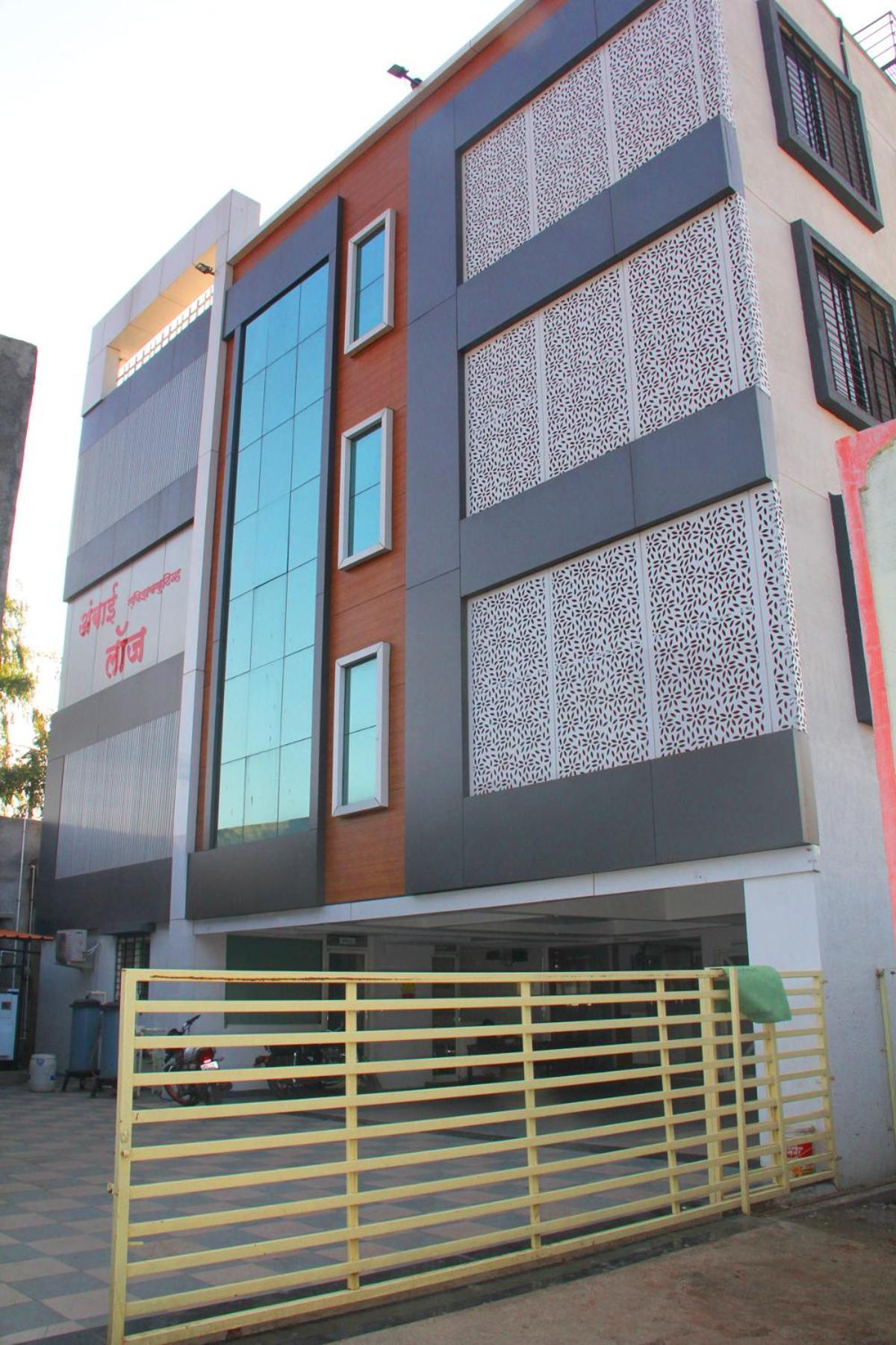 Hotel Ambai Executive Tuljapur Exterior photo